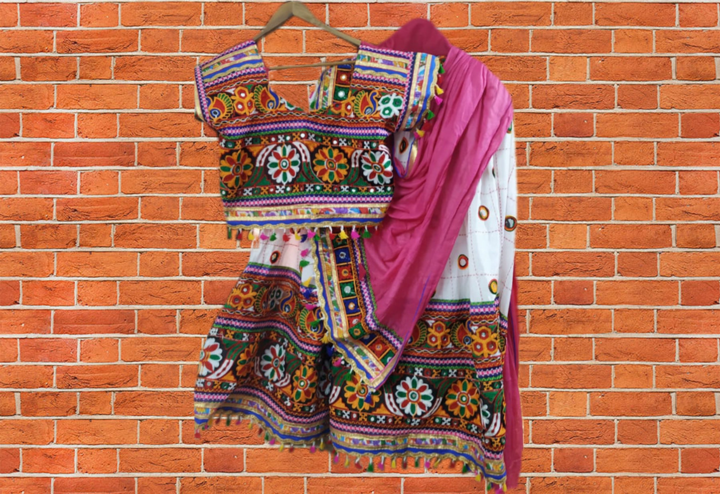Runjhun Designer Navratri Lehenga Choli
