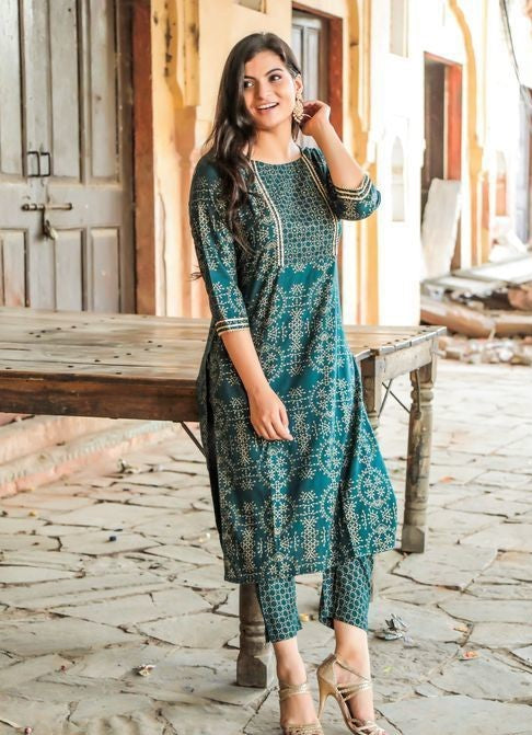 Green Woman Kurta Set with Pants