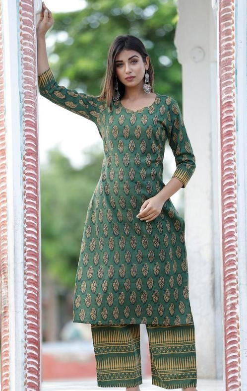 WOMEN'S GREEN RAYON KURTA SET