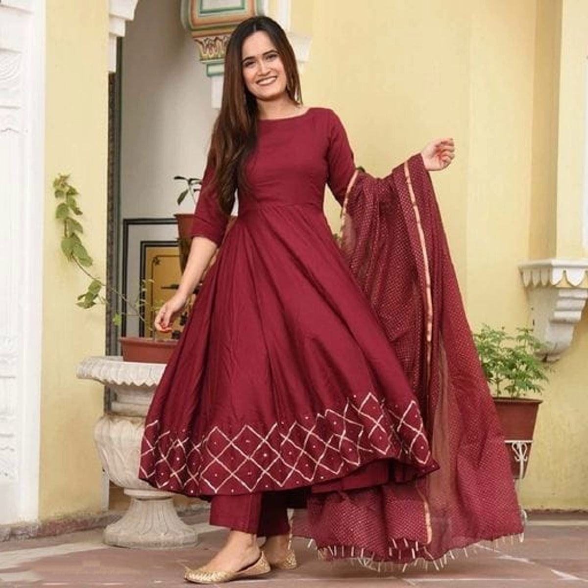 Stylish Women' Anarkali Kurta Set -- Urban Wardrobe – UrbanWardrobe Stylish Women' Anarkali Kurta Set -- Urban Wardrobe – UrbanWardrobe