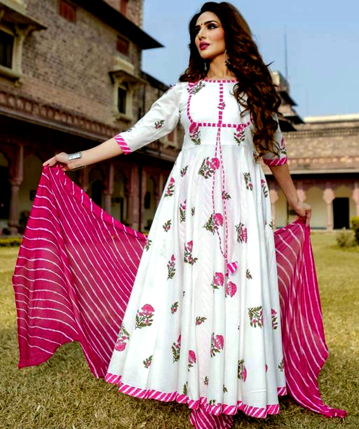 Pretty Leheriya Women's Kurta Set