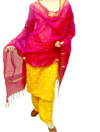 Runjhun Ethnic Pink Banarsi Dupatta