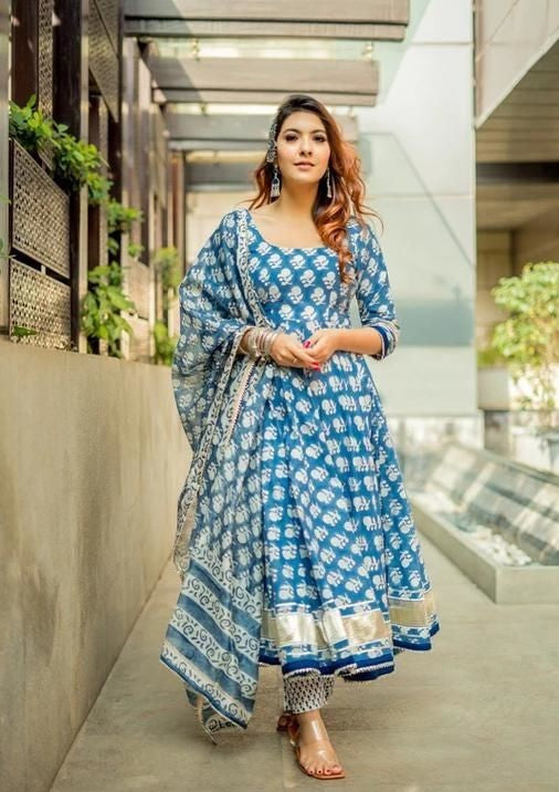 WOMEN'S DESIGNER ANARKALI KURTA SET