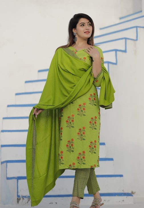 Green Designer Woman Kurta Set