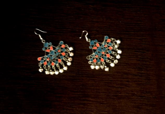 Runjhun Afghani Blue earings