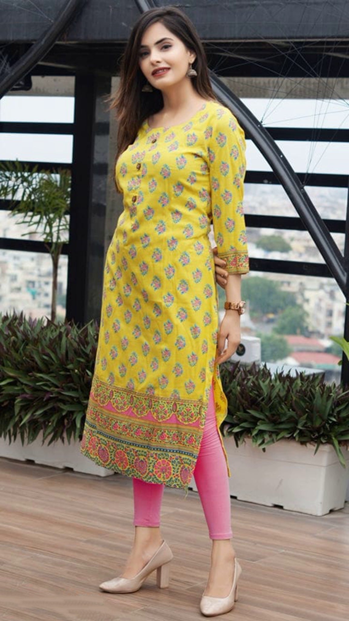 Women's Yellow Printed Office Wear Kurta