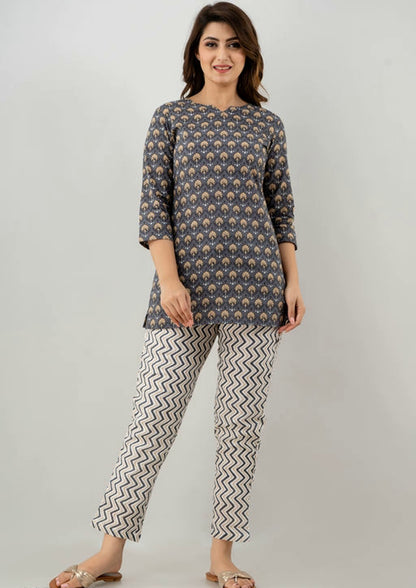 Women's Smart Gray Printed Lounge Wear