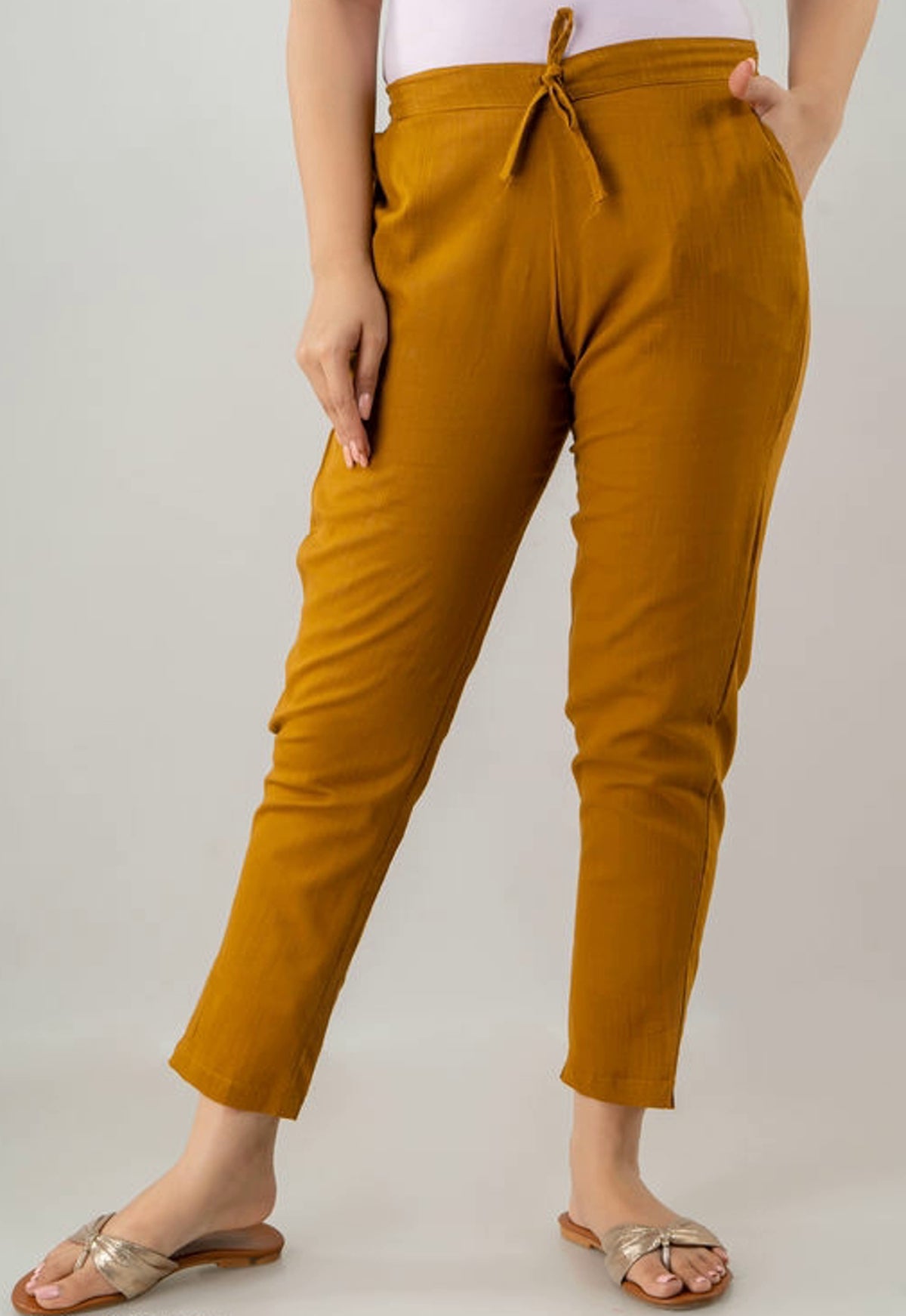 Women's Alluring Black and Mustard Contrast Cotton Lounge Wear