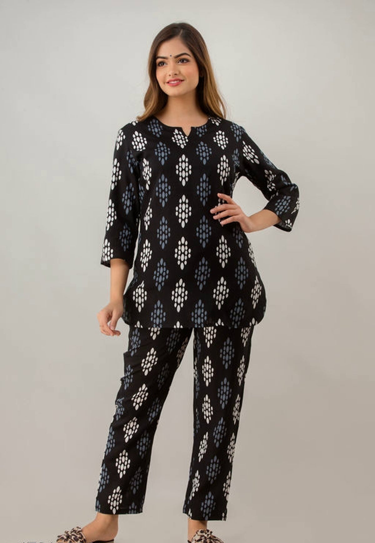 Women's Black Block Printed Cotton Lounge Wear Set