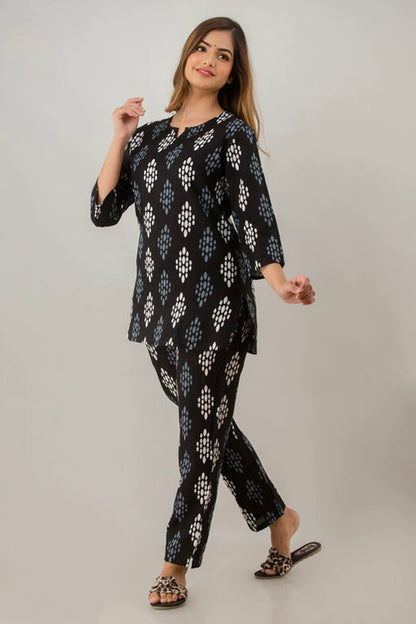 Women's Black Block Printed Cotton Lounge Wear Set