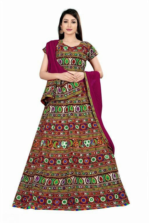 Kutcchi Work Fully Embroidered Woman Chanaya Choli