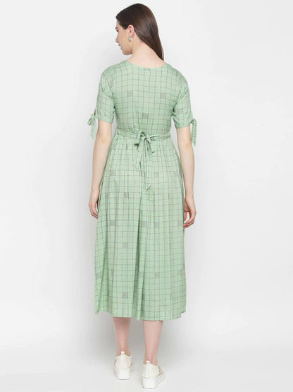 Pistachio  Green Coloured Chequered Print Midi Fit  Dress