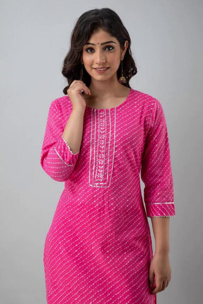 Women's Pretty Electric Pink Bandhani Kurta Set