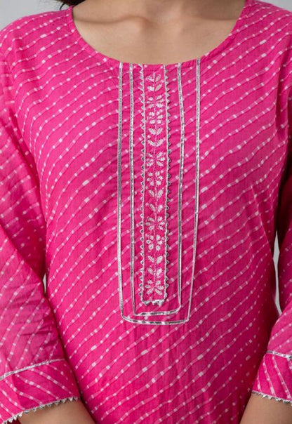 Women's Pretty Electric Pink Bandhani Kurta Set