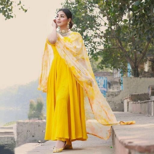 Women Yellow Anarkali Kurta Set with Contrasting Georgette Dupatta