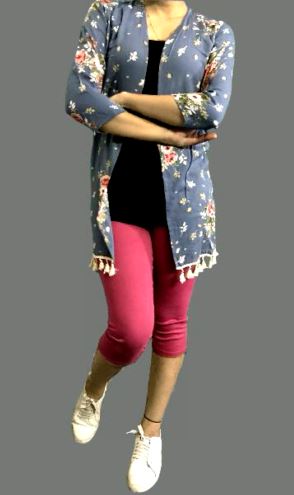 Runjhun Floral Gray Cape